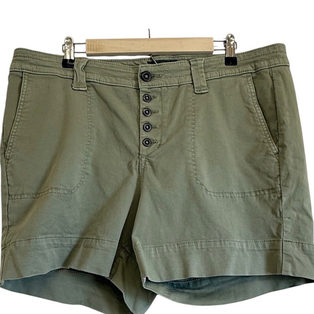 Torrid Womens 18 Olive Green Utility Shorts Button Fly Cotton Stretch Twill